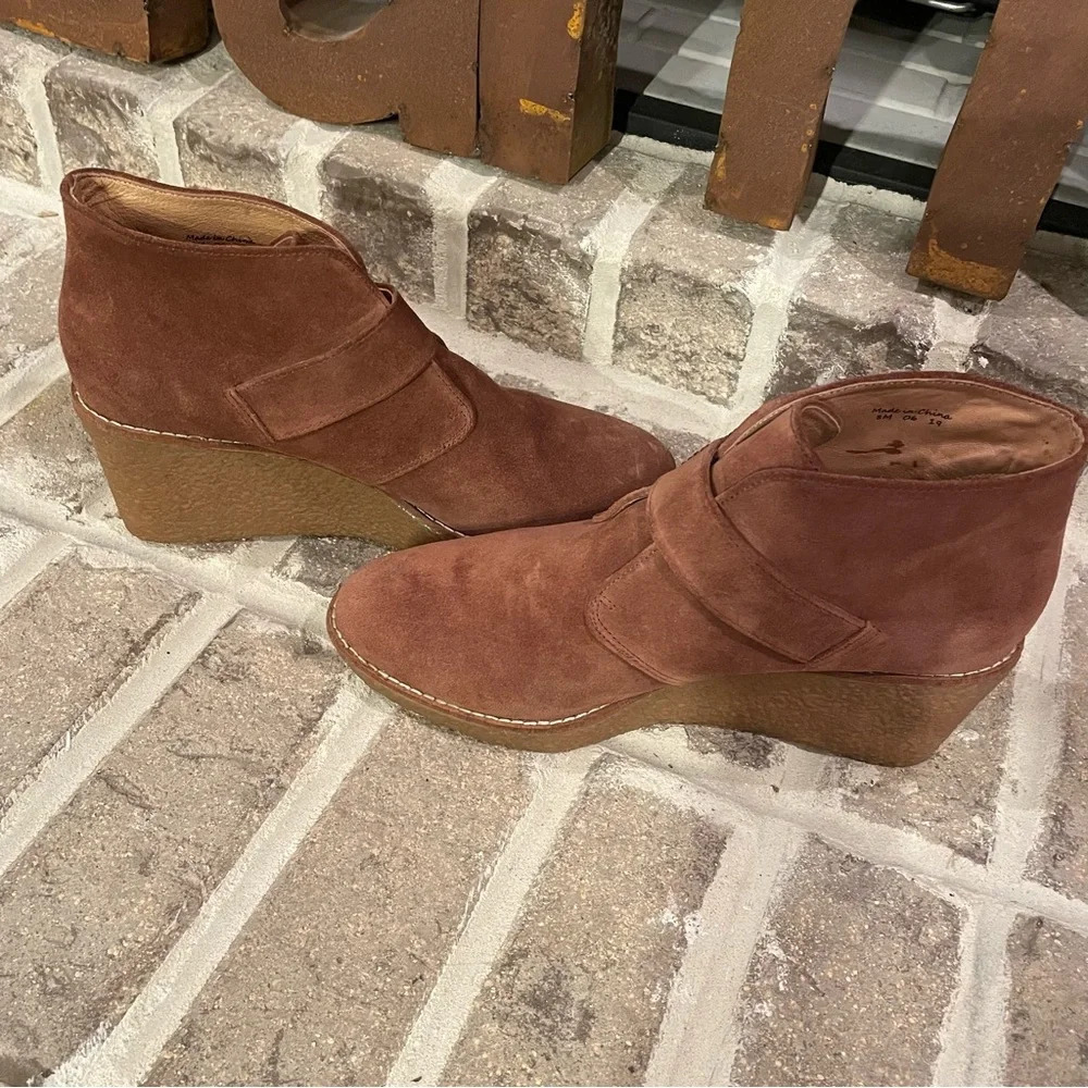 Jack Rogers Izzy Suede Wedge Ankle Booties Size 8.5 - Picture 5 of 11
